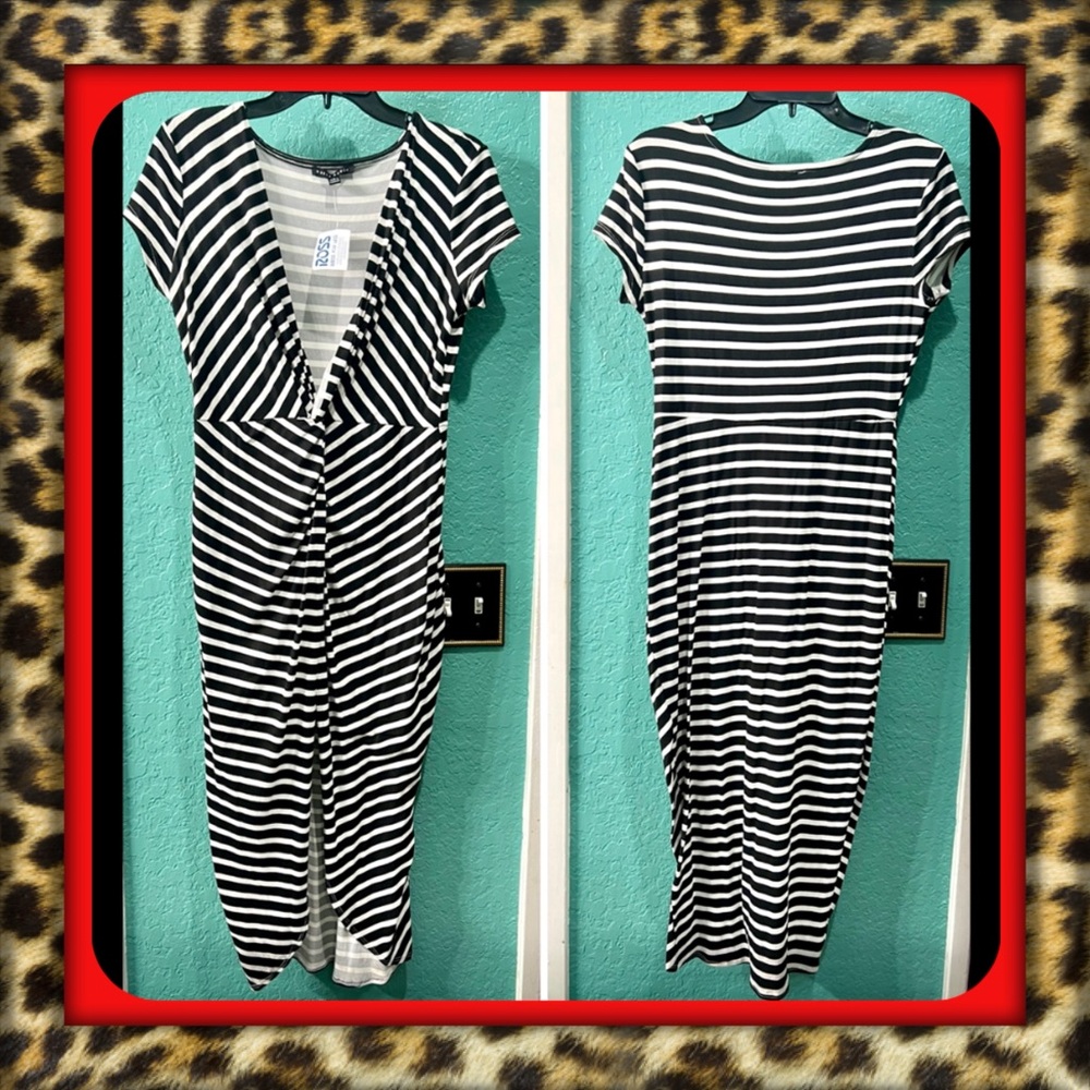 👑✅PRICE FIRM✅ Black and White Striped Dress. Brand New!